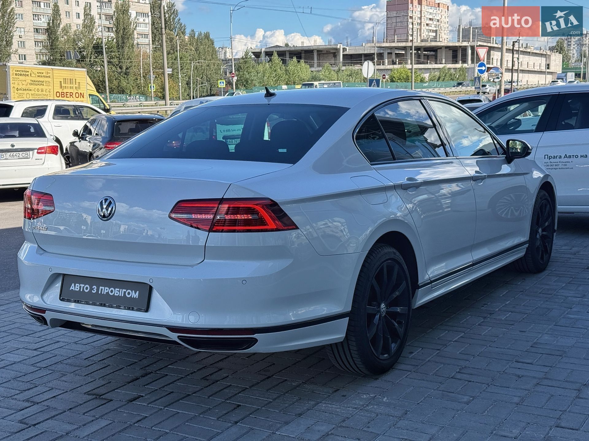 Volkswagen Passat 2018 VIN WVWZZZ3CZKE052293 фото оголошення 7 з 36