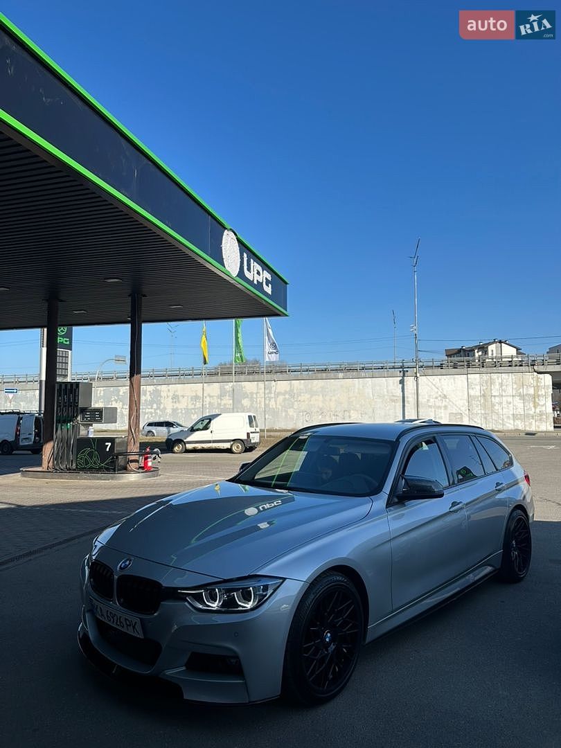 BMW 3 Series 2013 VIN WBA3K91010F909143 фото оголошення 2 з 32