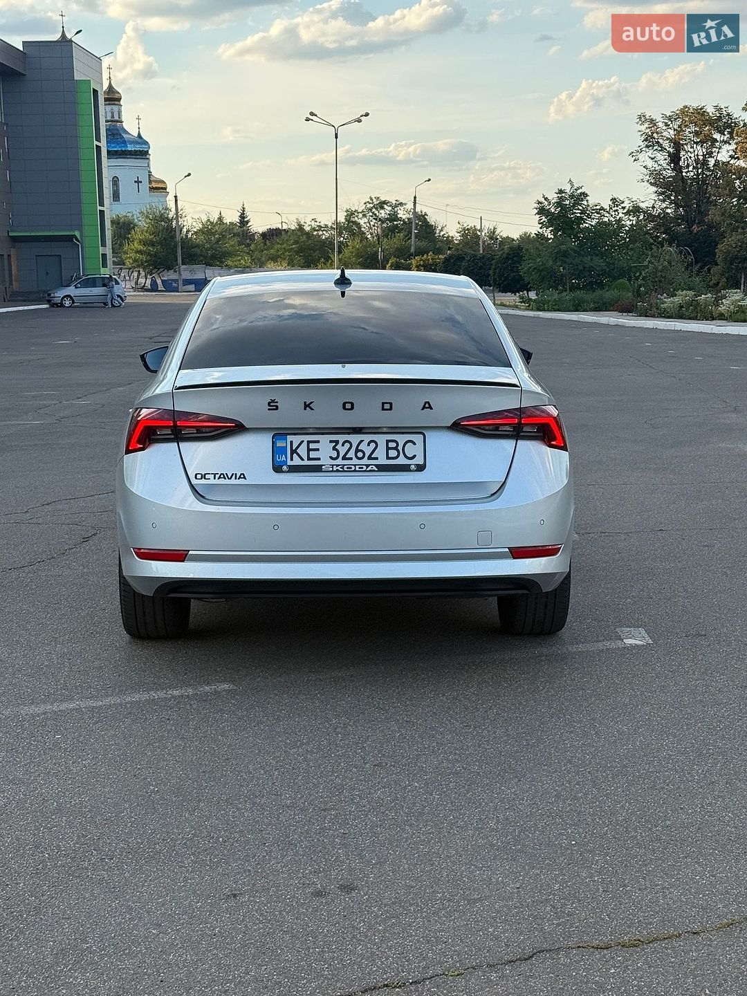 Skoda Octavia 2021 VIN TMBAJ7NX6NY015904 фото оголошення 6 з 79