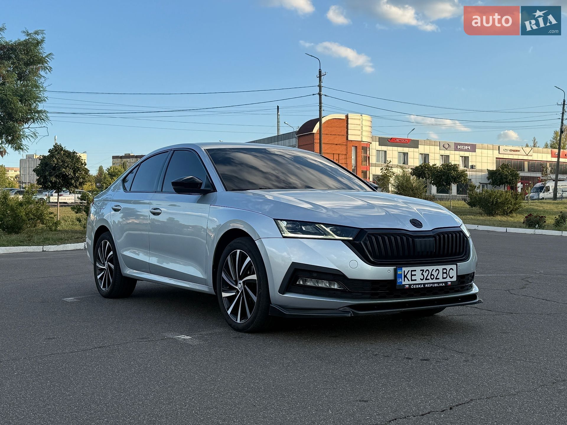 Skoda Octavia 2021 VIN TMBAJ7NX6NY015904 фото оголошення 15 з 79