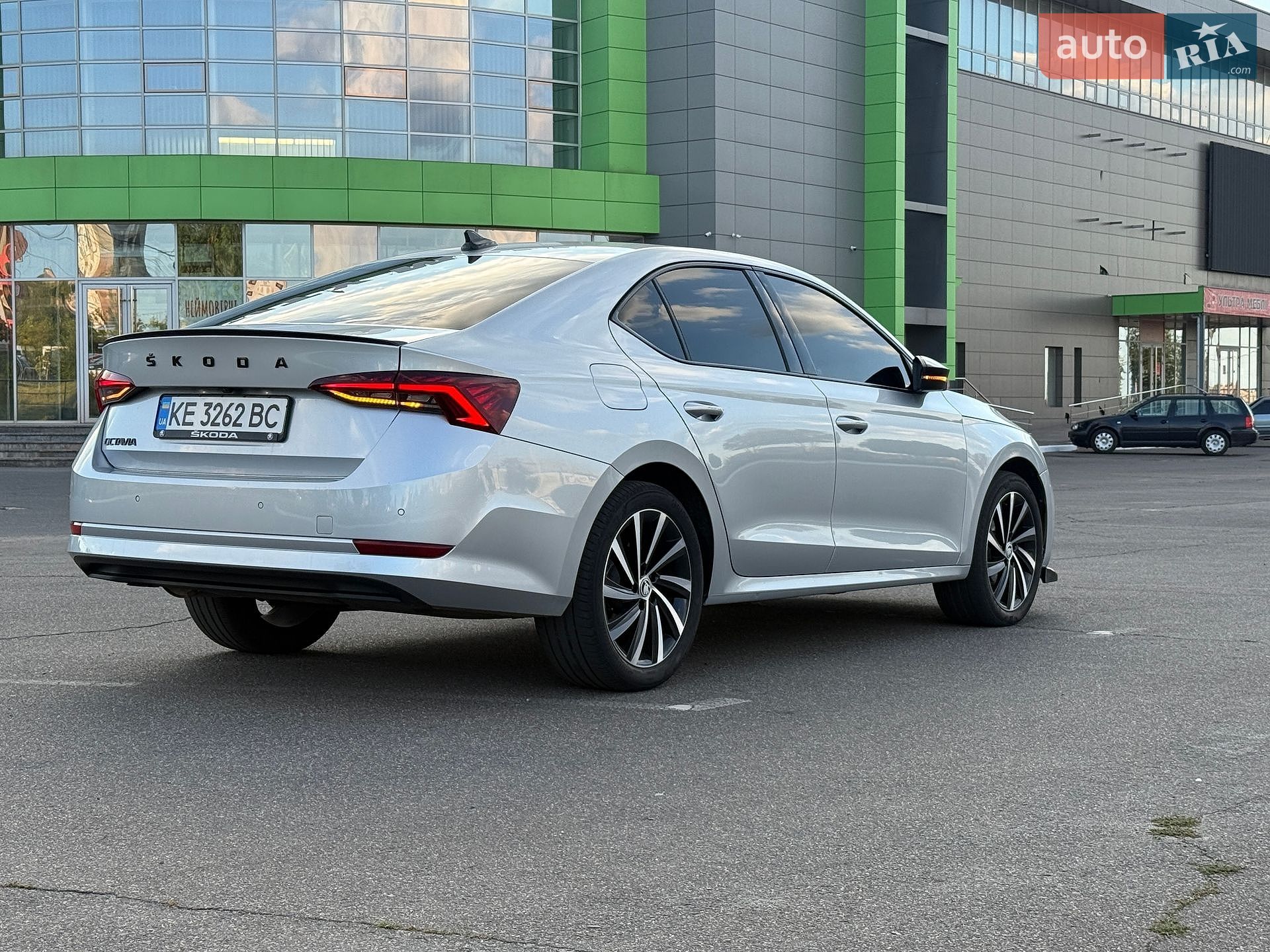 Skoda Octavia 2021 VIN TMBAJ7NX6NY015904 фото оголошення 23 з 79