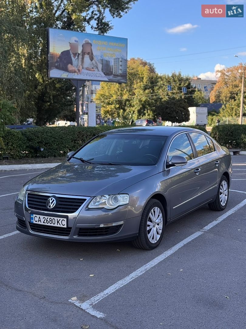 Volkswagen Passat 2005 VIN WVWZZZ3CZ6P027742 фото оголошення 2 з 19