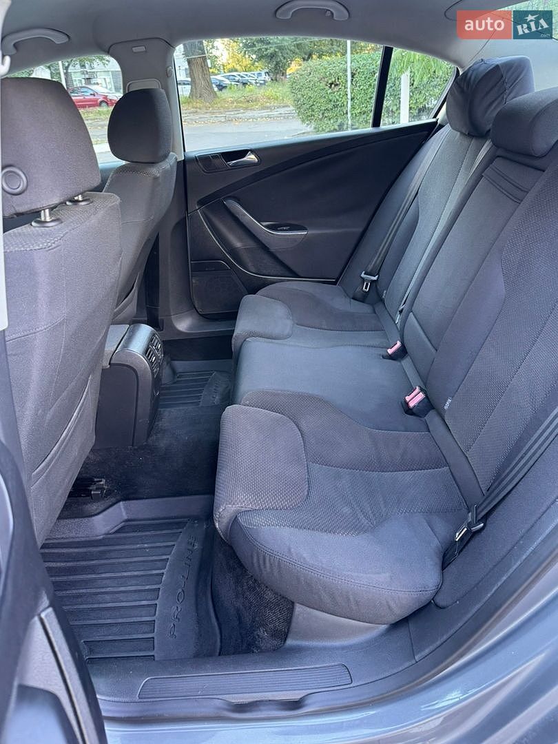 Volkswagen Passat 2005 VIN WVWZZZ3CZ6P027742 фото оголошення 17 з 19