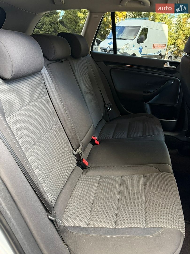 Volkswagen Golf 2012 VIN WVWZZZ1KZDM620952 фото оголошення 24 з 40