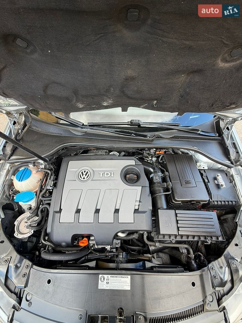 Volkswagen Golf 2012 VIN WVWZZZ1KZDM620952 фото оголошення 40 з 40