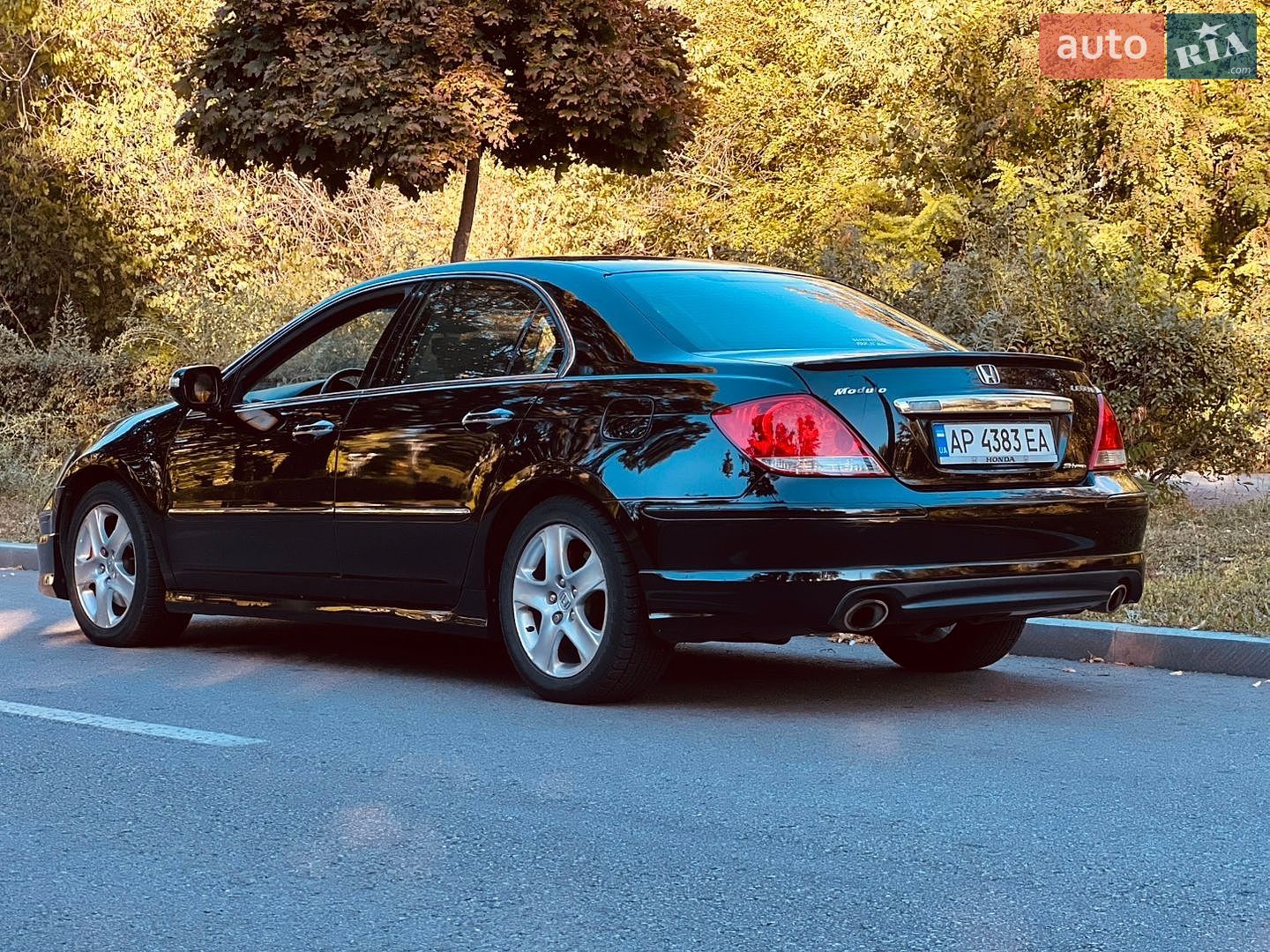 Honda Legend 2006 VIN JHMKB16507C201606 фото оголошення 5 з 48