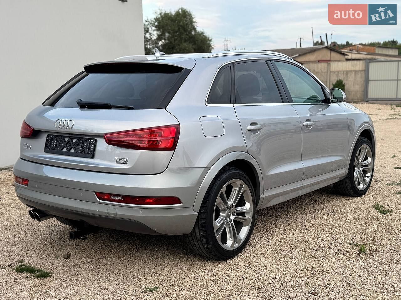 Audi Q3 2018 VIN WA1JCCFS4JR013802 фото оголошення 2 з 77