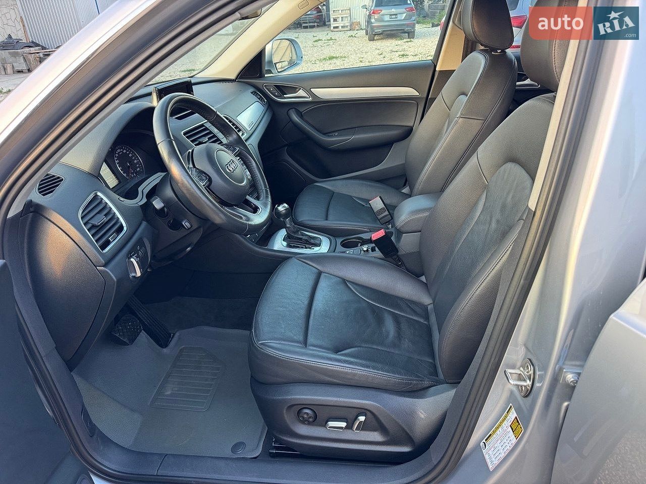 Audi Q3 2018 VIN WA1JCCFS4JR013802 фото оголошення 16 з 77