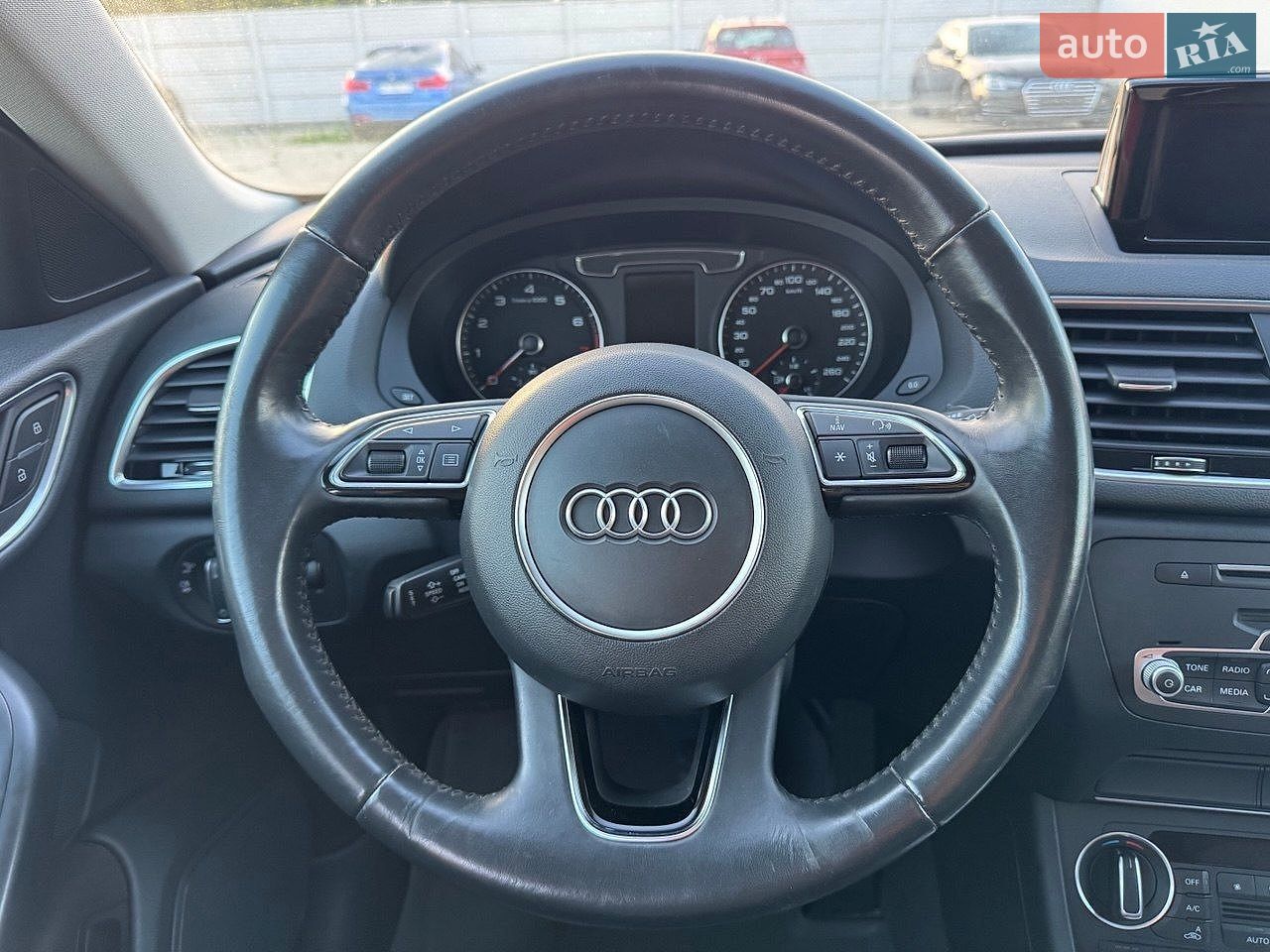 Audi Q3 2018 VIN WA1JCCFS4JR013802 фото оголошення 22 з 77