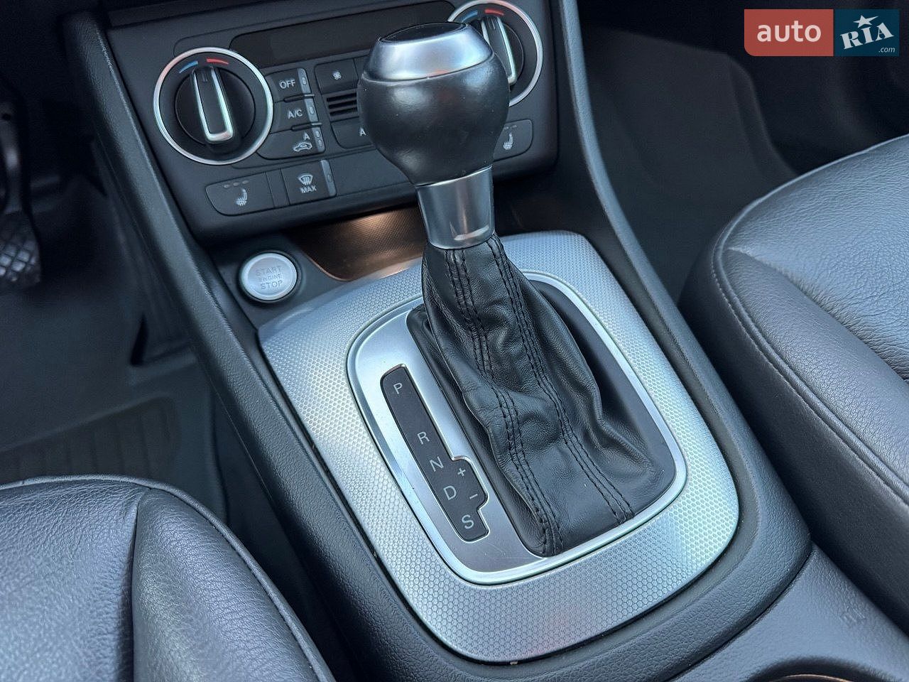 Audi Q3 2018 VIN WA1JCCFS4JR013802 фото оголошення 23 з 77