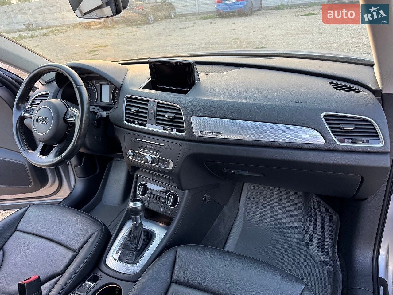 Audi Q3 2018 VIN WA1JCCFS4JR013802 фото оголошення 27 з 77