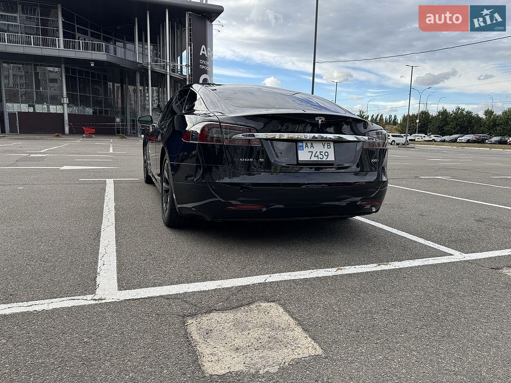 Tesla Model S 2018 VIN 5YJSA1E20JF259502 фото оголошення 4 з 22