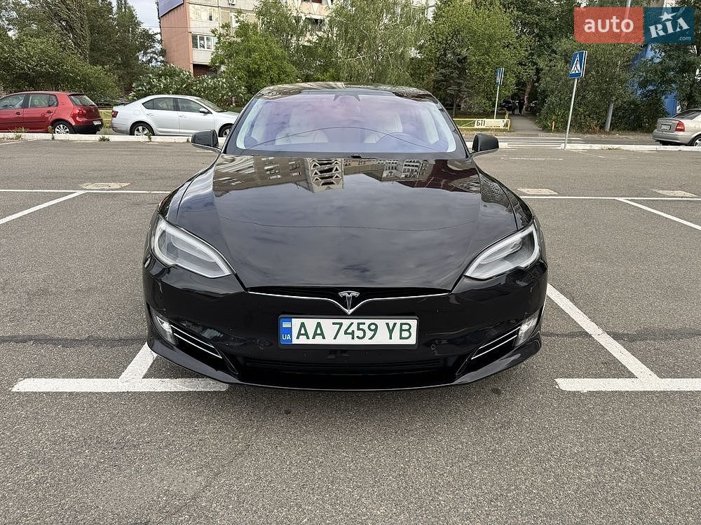 Tesla Model S 2018 VIN 5YJSA1E20JF259502 фото оголошення 8 з 22