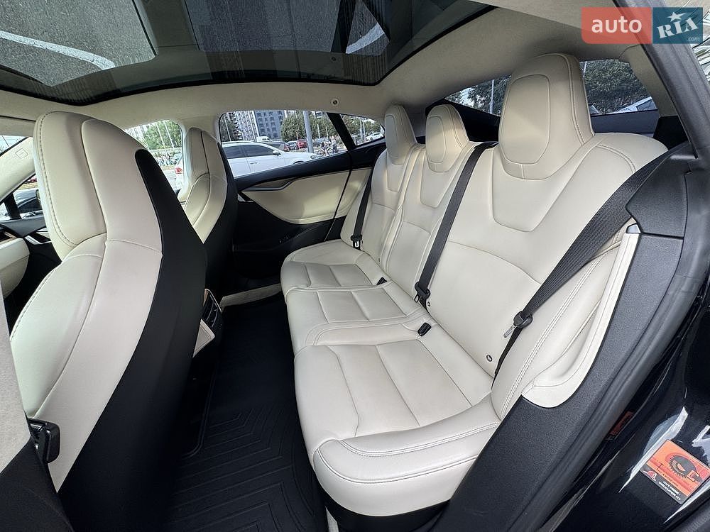 Tesla Model S 2018 VIN 5YJSA1E20JF259502 фото оголошення 11 з 22