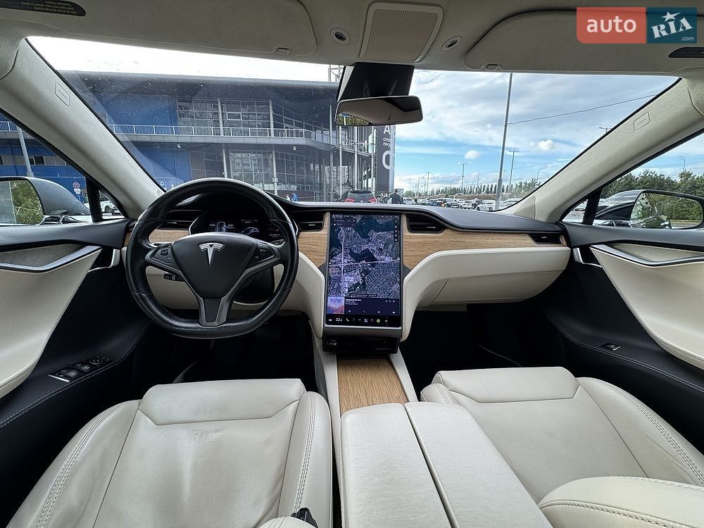 Tesla Model S 2018 VIN 5YJSA1E20JF259502 фото оголошення 13 з 22