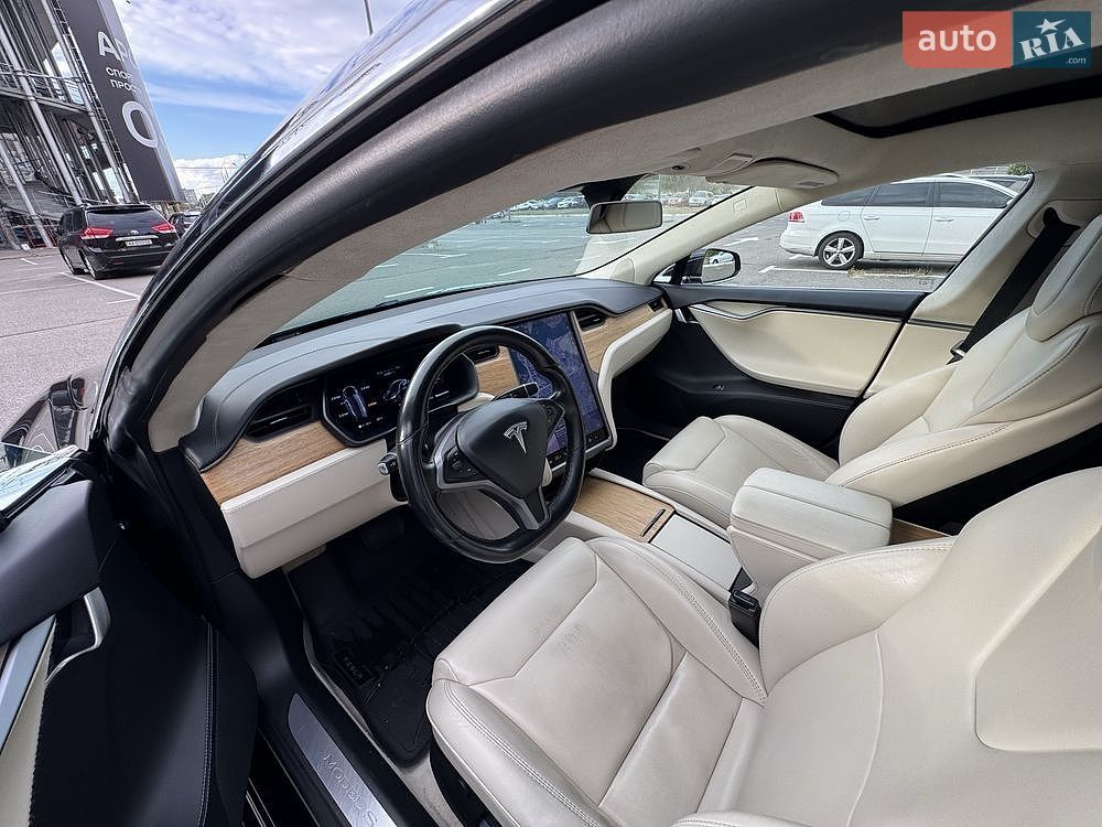 Tesla Model S 2018 VIN 5YJSA1E20JF259502 фото оголошення 14 з 22