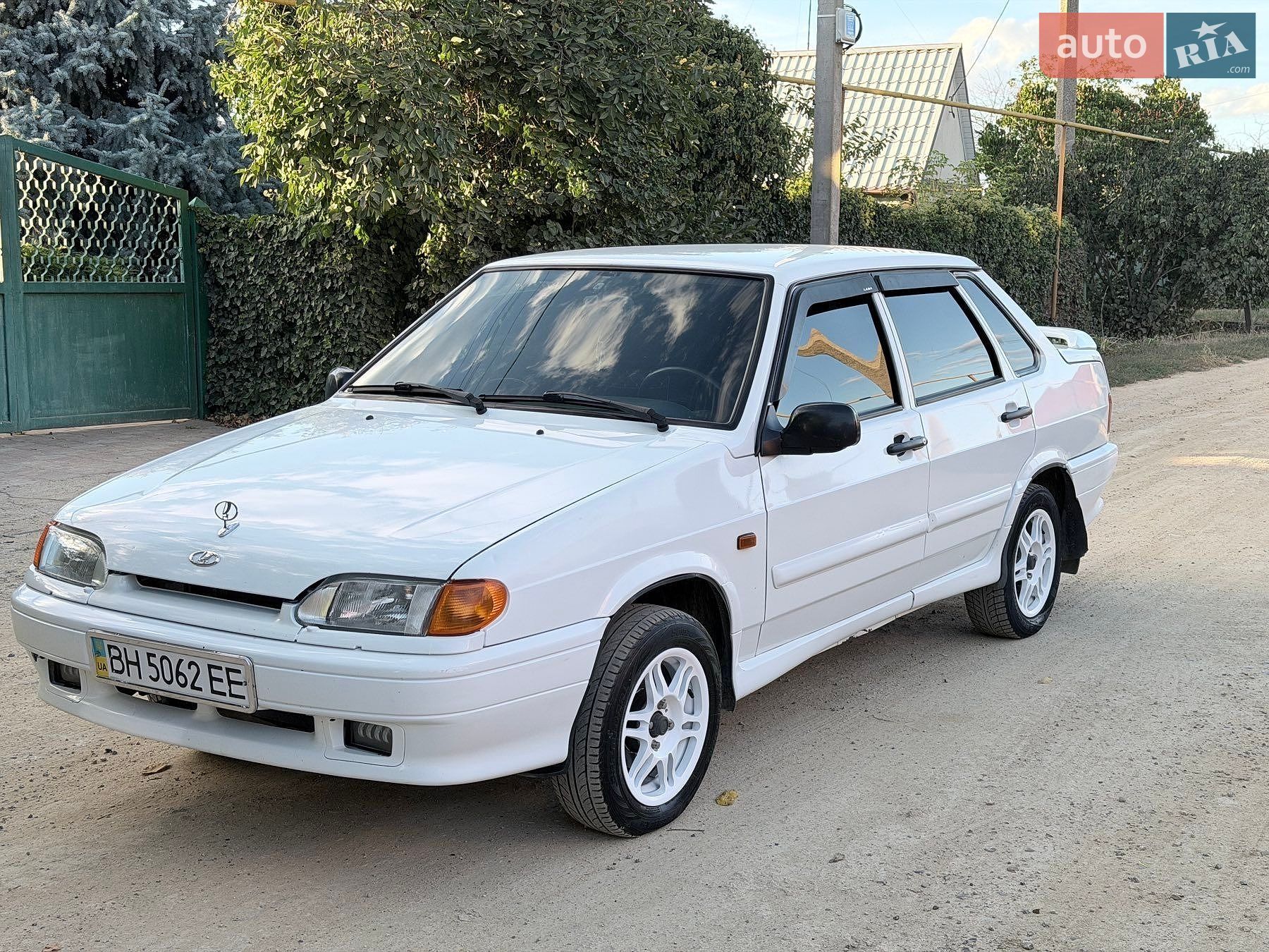 ВАЗ / Lada 2115 Samara 2012 VIN XTA211540C5123466 фото оголошення 4 з 28