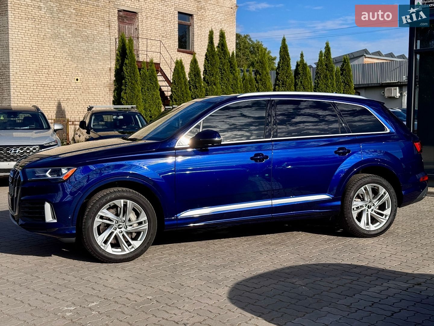 Audi Q7 2021 VIN WA1LJAF71MD015121 фото оголошення 9 з 64