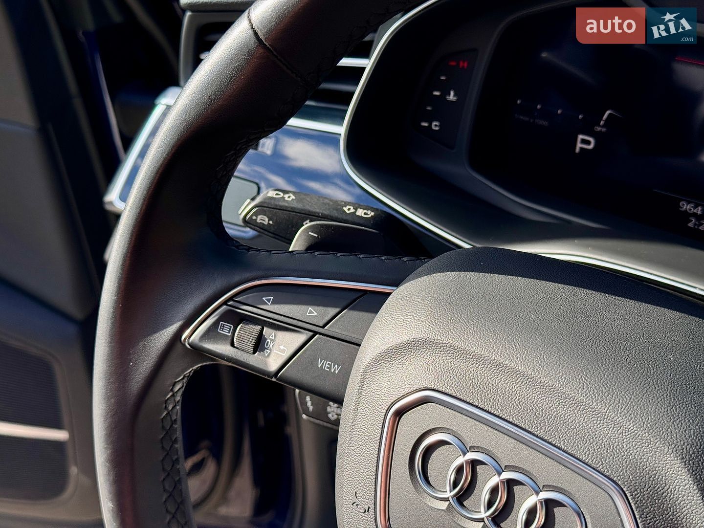 Audi Q7 2021 VIN WA1LJAF71MD015121 фото оголошення 35 з 64