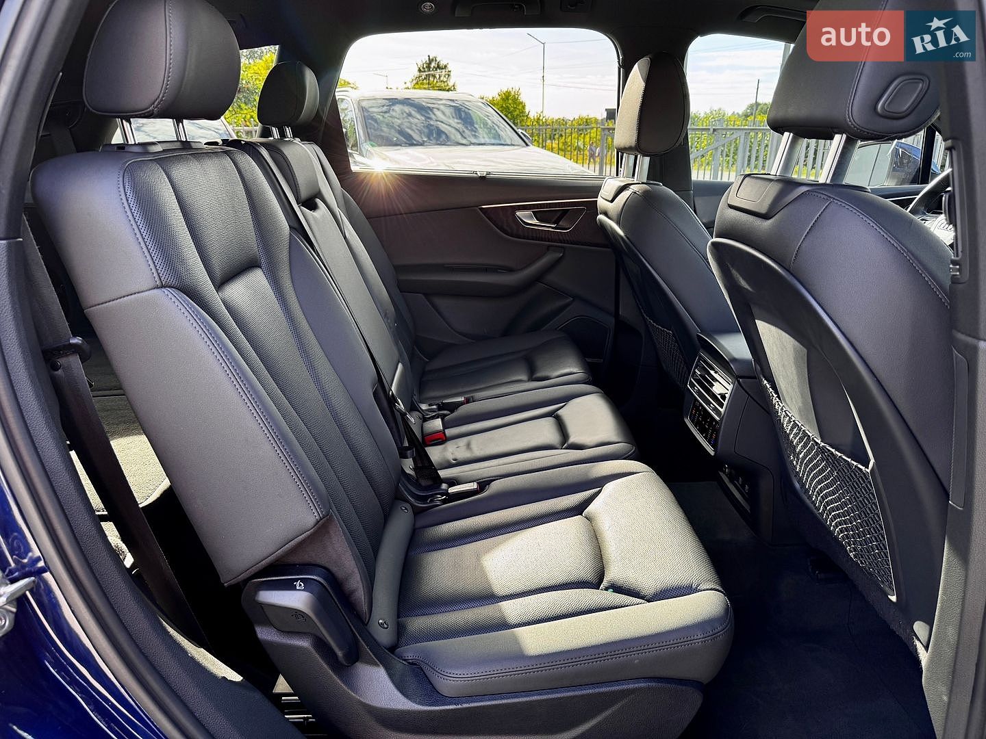 Audi Q7 2021 VIN WA1LJAF71MD015121 фото оголошення 50 з 64