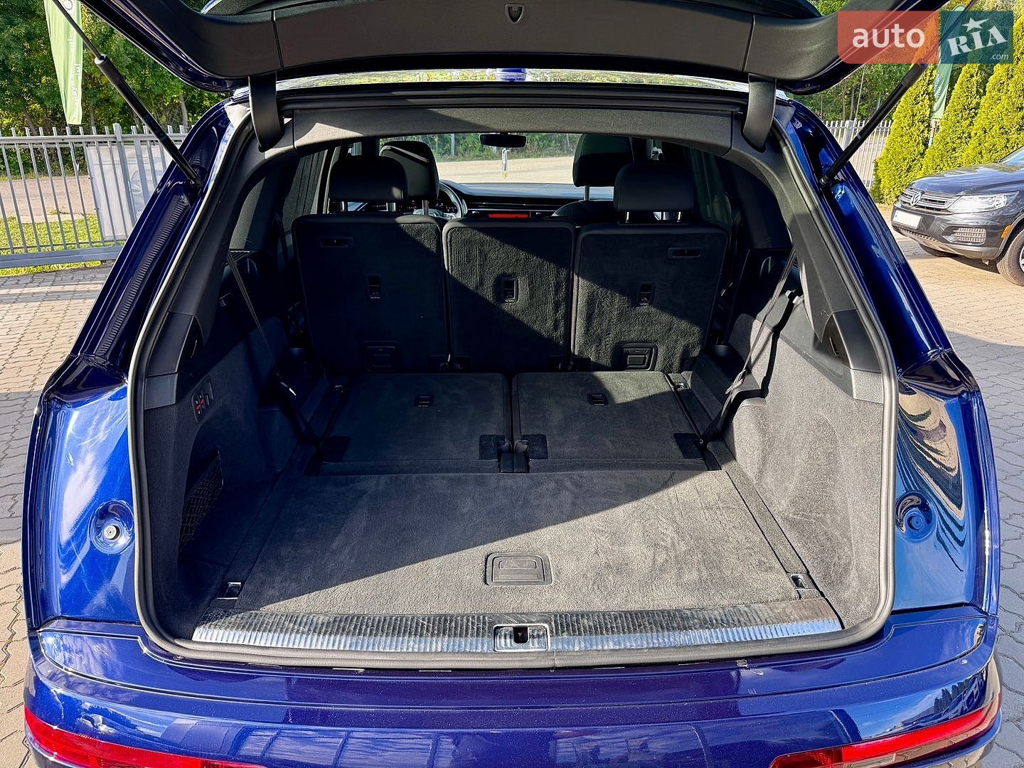 Audi Q7 2021 VIN WA1LJAF71MD015121 фото оголошення 59 з 64