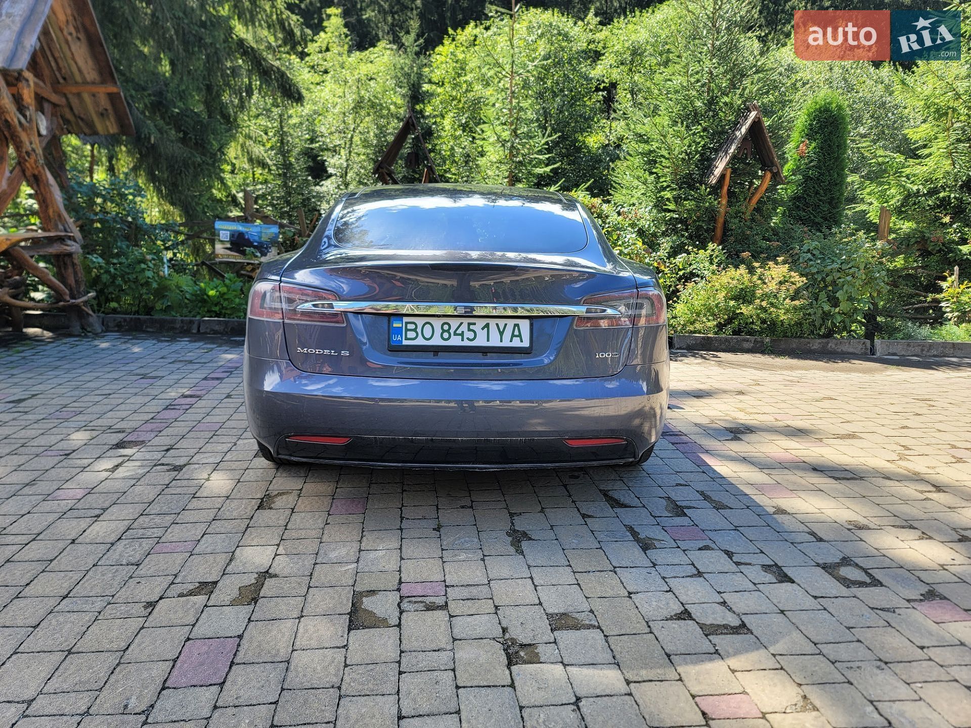 Tesla Model S 2018 VIN 5YJSA1E24JF243240 фото оголошення 17 з 34