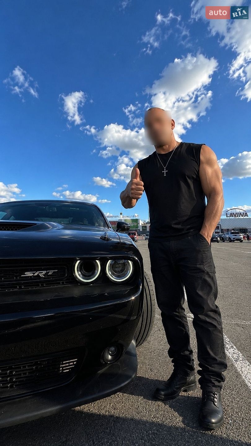 Dodge Challenger 2018 VIN 2C3CDZFJ4KH505919 фото оголошення 6 з 17