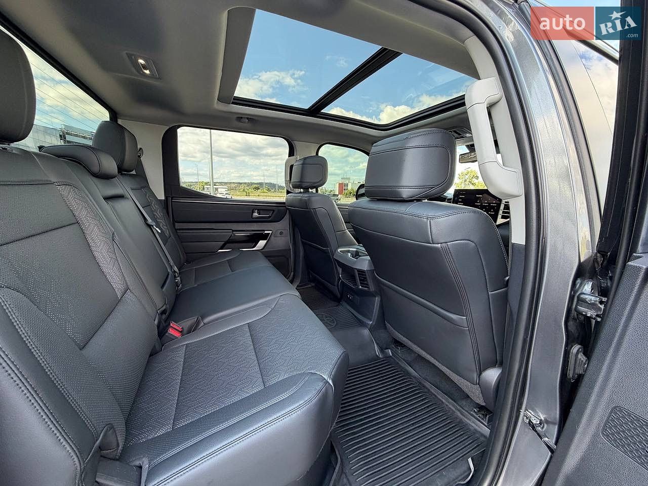 Toyota Tundra 2024 VIN 5TFWA5DB6RX180525 фото оголошення 56 з 71