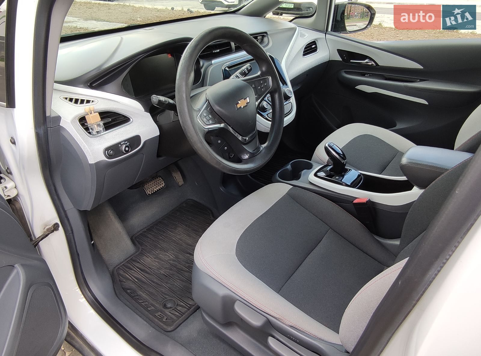 Chevrolet Bolt EV 2021 VIN 1G1FY6S03M4102774 фото оголошення 21 з 28