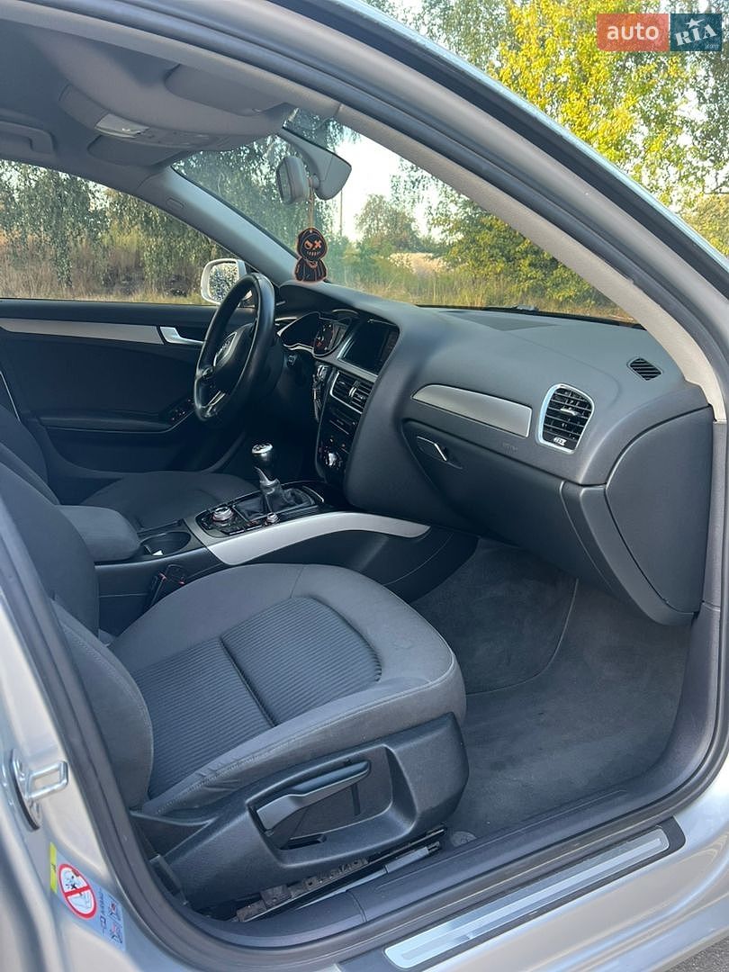 Audi A4 2012 VIN WAUZZZ8K4DA015783 фото оголошення 8 з 20