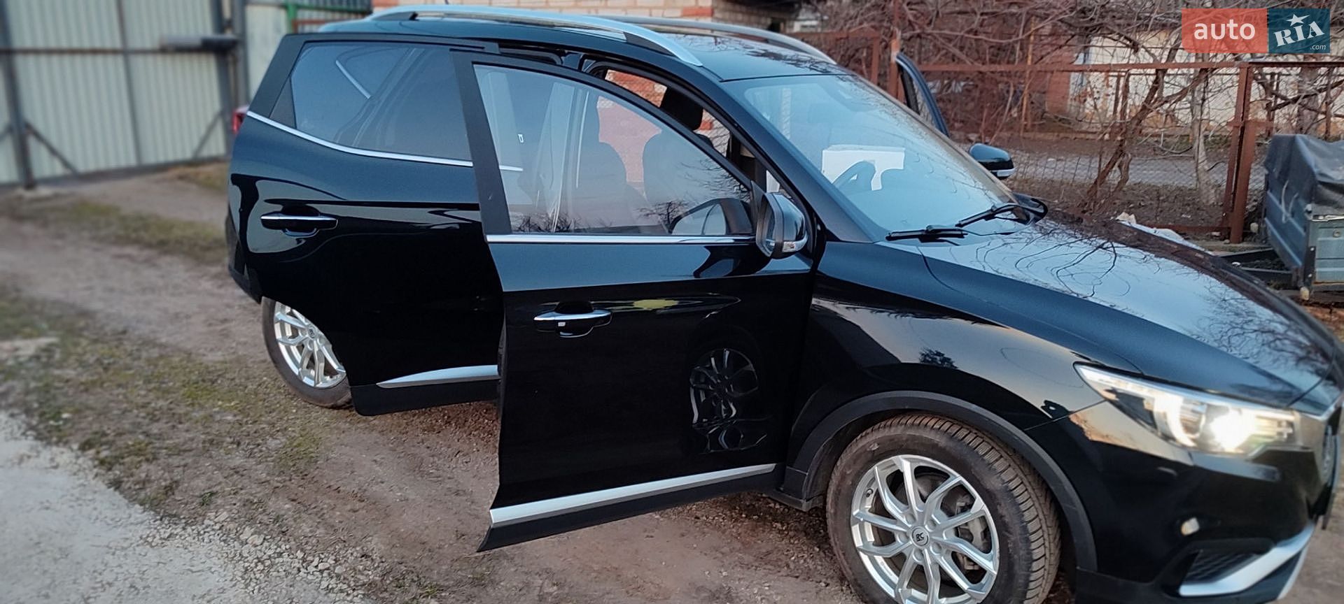 MG ZS EV 2019 VIN LSJW74091LZ031462 фото оголошення 19 з 23