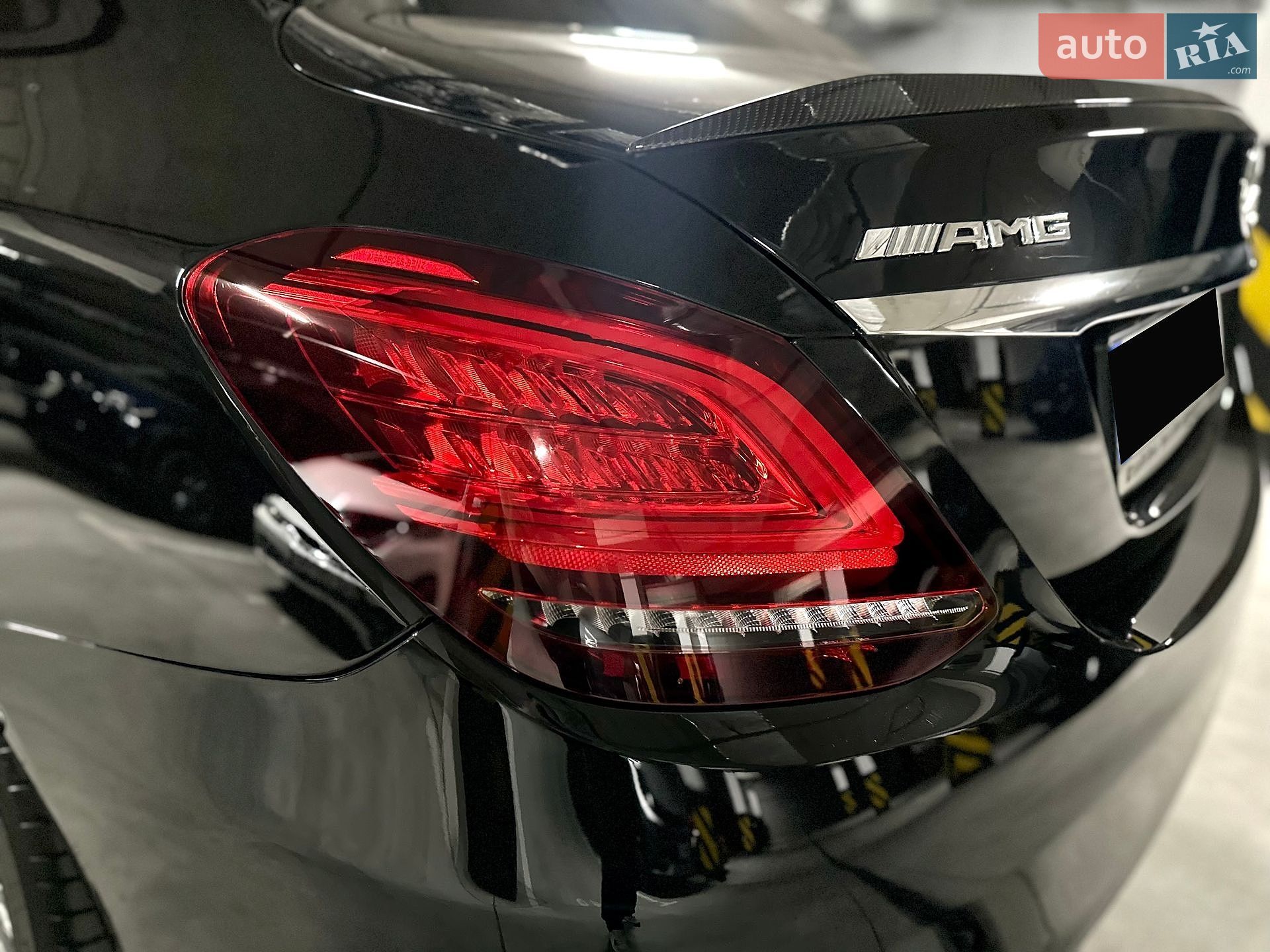 Mercedes-Benz C-Class 2019 VIN WDDWF8GB3KR482367 фото оголошення 12 з 47