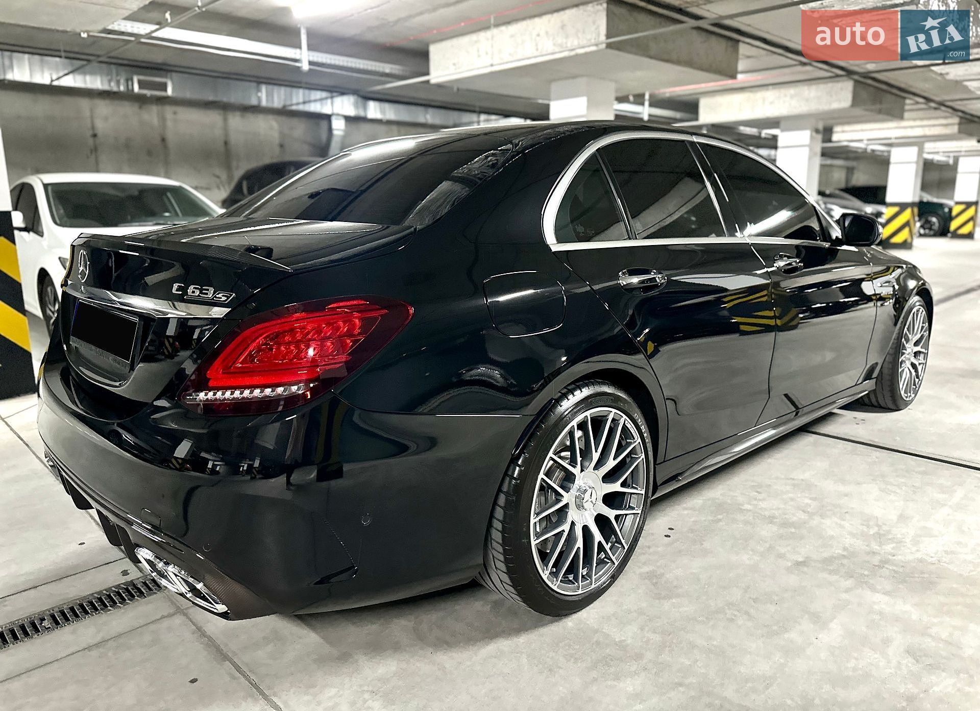 Mercedes-Benz C-Class 2019 VIN WDDWF8GB3KR482367 фото оголошення 18 з 47