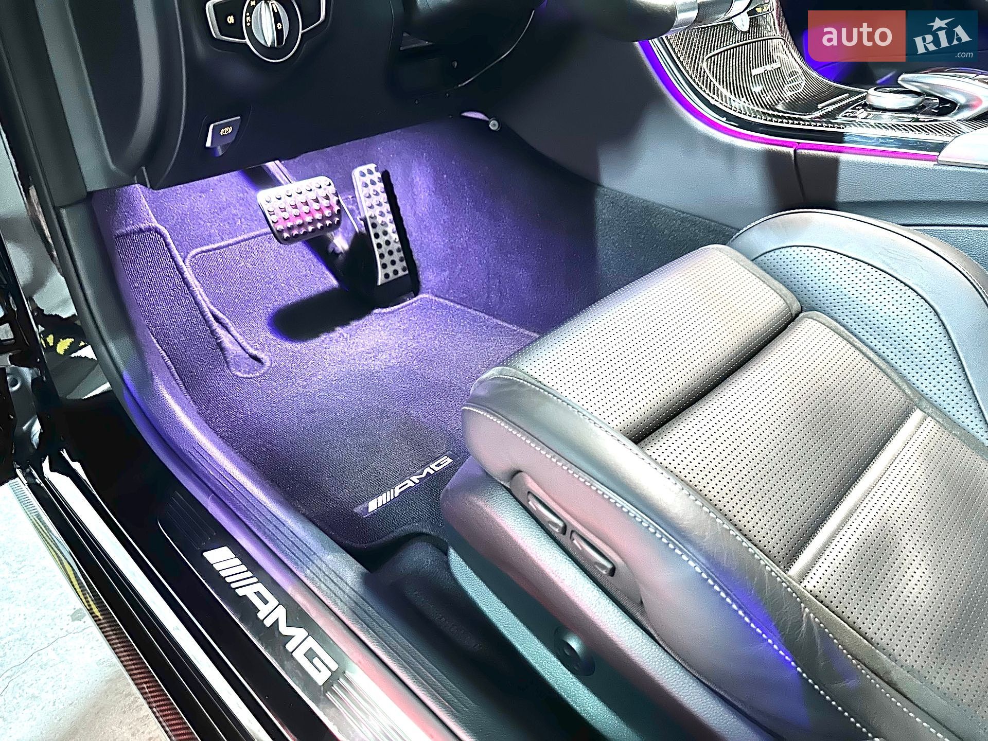 Mercedes-Benz C-Class 2019 VIN WDDWF8GB3KR482367 фото оголошення 32 з 47