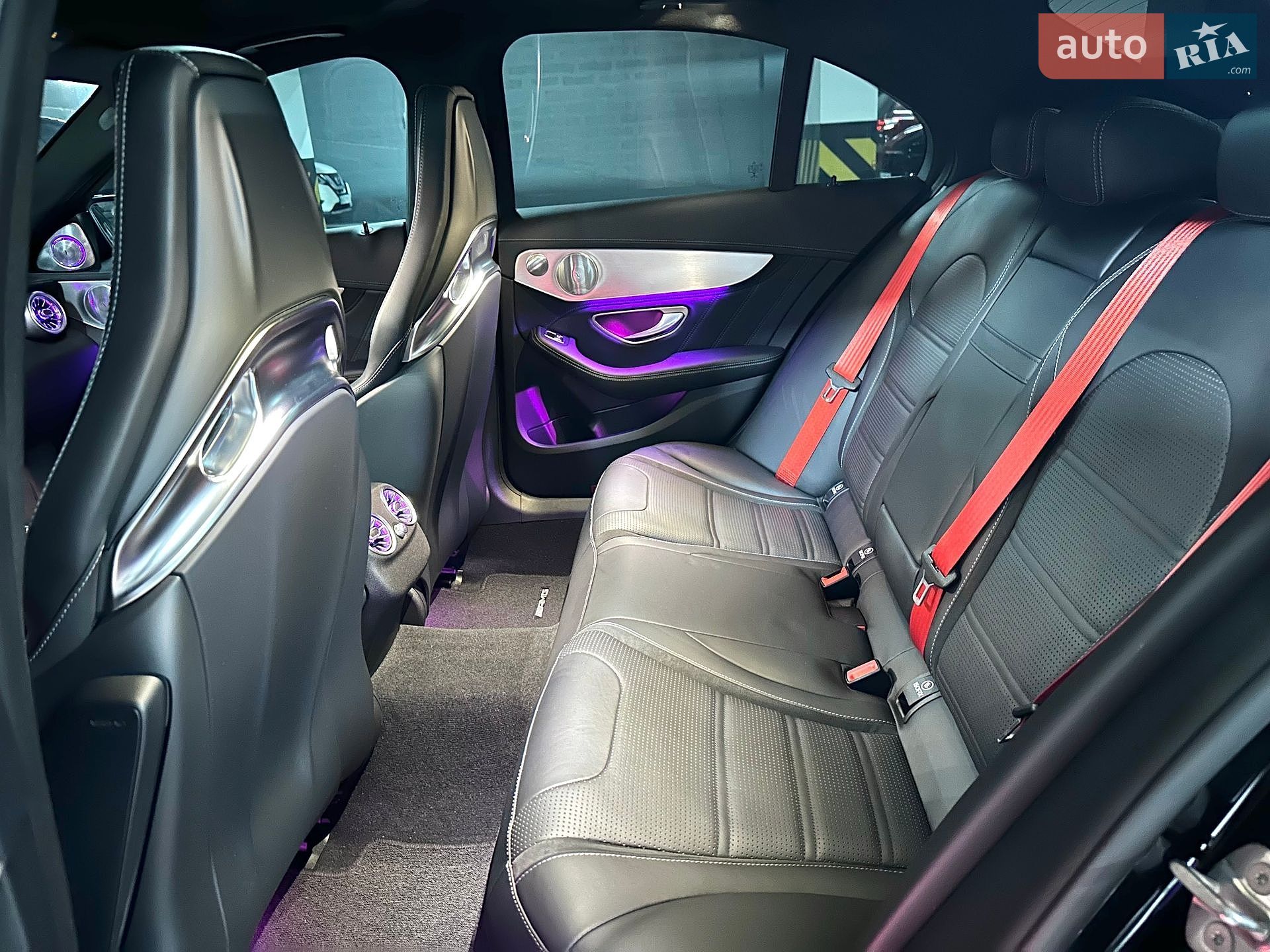 Mercedes-Benz C-Class 2019 VIN WDDWF8GB3KR482367 фото оголошення 35 з 47