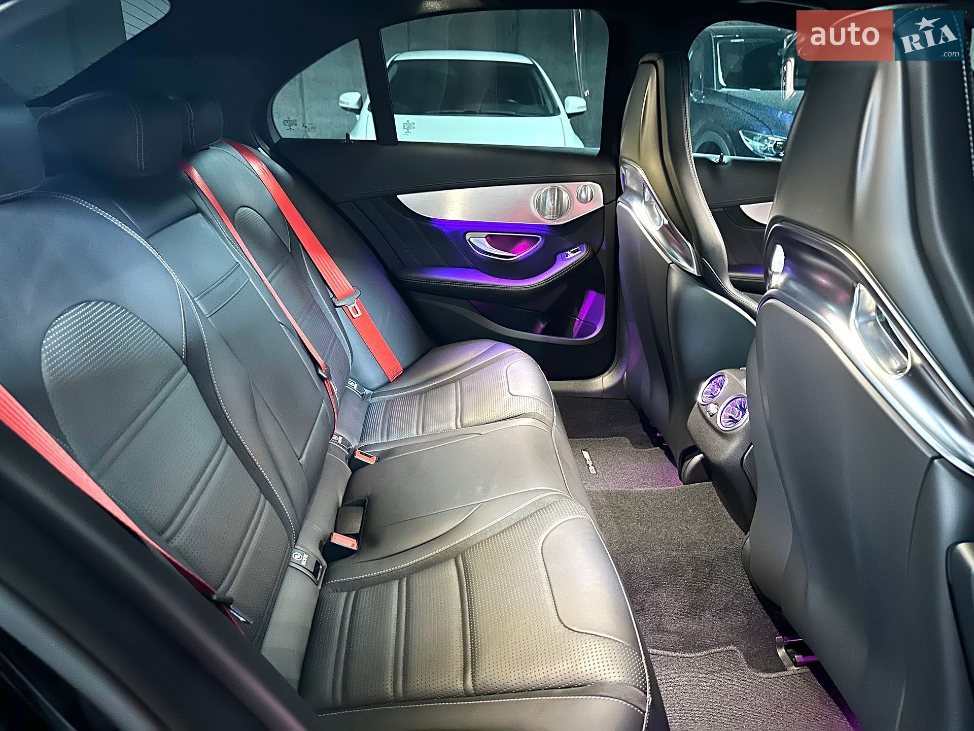 Mercedes-Benz C-Class 2019 VIN WDDWF8GB3KR482367 фото оголошення 38 з 47
