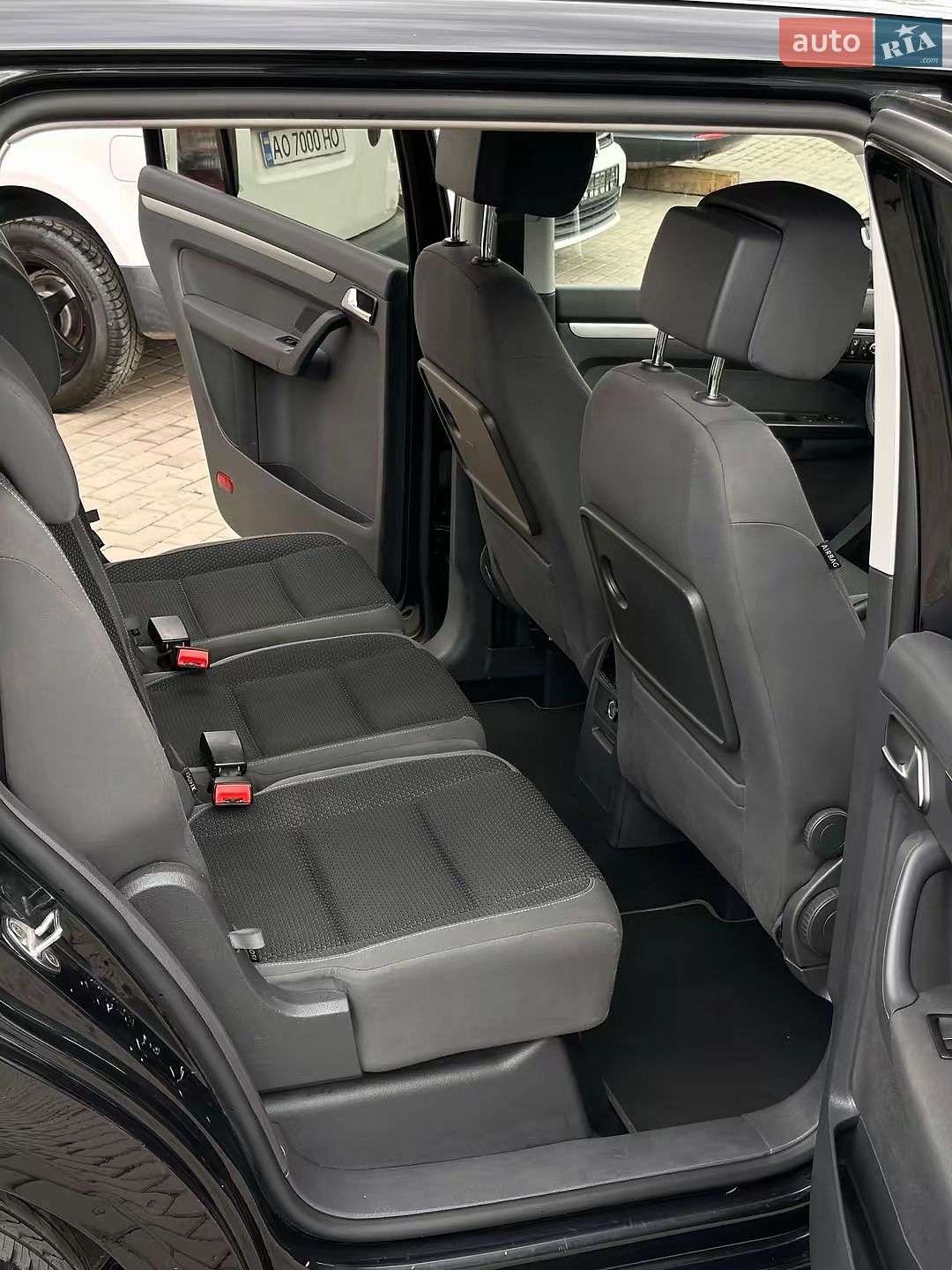 Volkswagen Touran 2015 VIN WVGZZZ1TZFW082789 фото оголошення 36 з 55