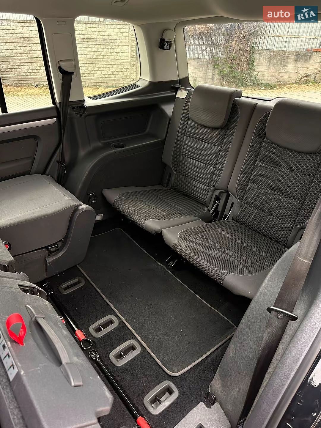 Volkswagen Touran 2015 VIN WVGZZZ1TZFW082789 фото оголошення 39 з 55
