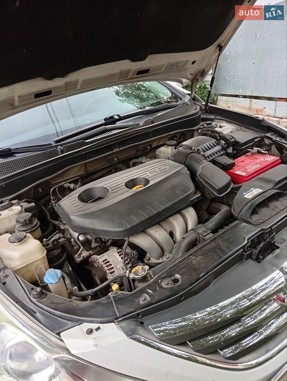Hyundai Sonata 2016 VIN KMHEC41LBGA684716 фото оголошення 9 з 20
