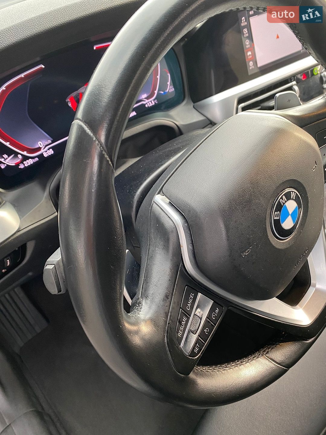 BMW 3 Series 2019 VIN WBA5R1C02LFH84325 фото оголошення 20 з 54