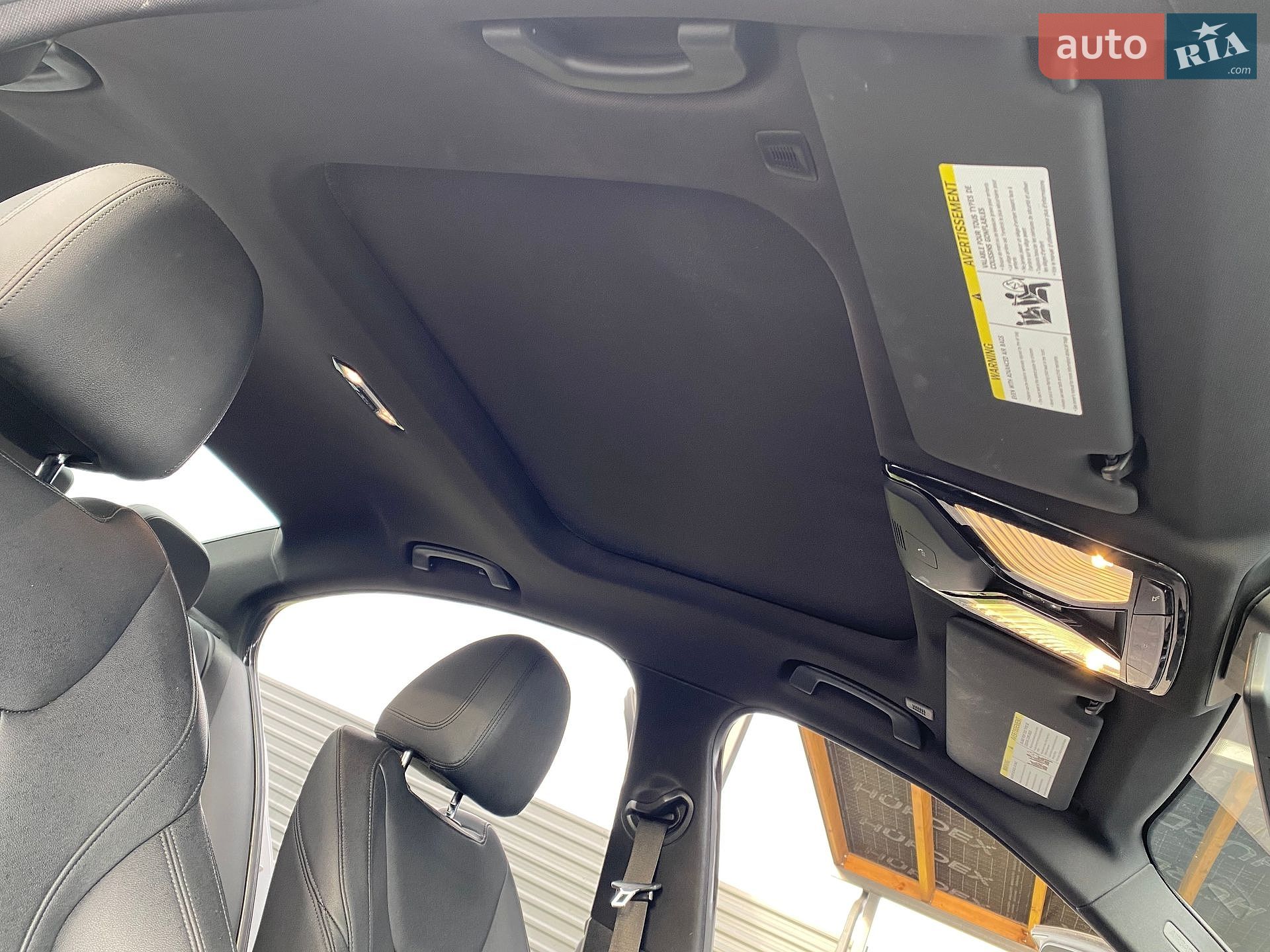 BMW 3 Series 2019 VIN WBA5R1C02LFH84325 фото оголошення 24 з 54