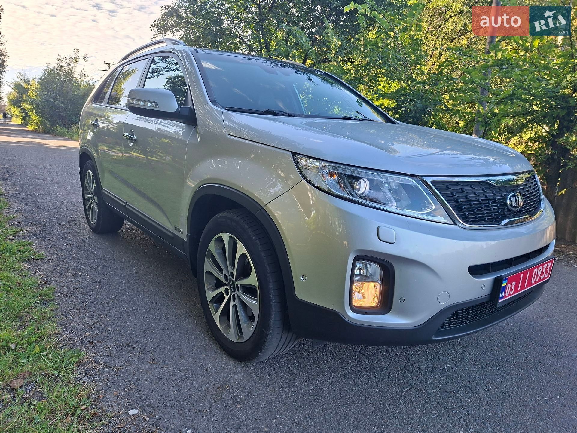 Kia Sorento 2014 VIN KNAKU814DE5533051 фото оголошення 4 з 24