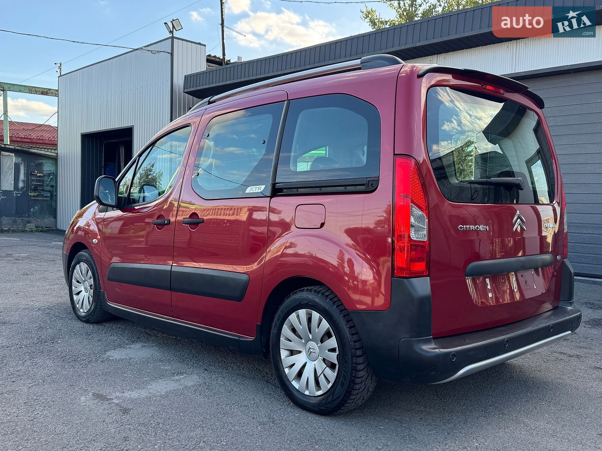 CITROEN BERLINGO 2011 VIN VF77J9HP8BJ846426 фото оголошення 8 з 99