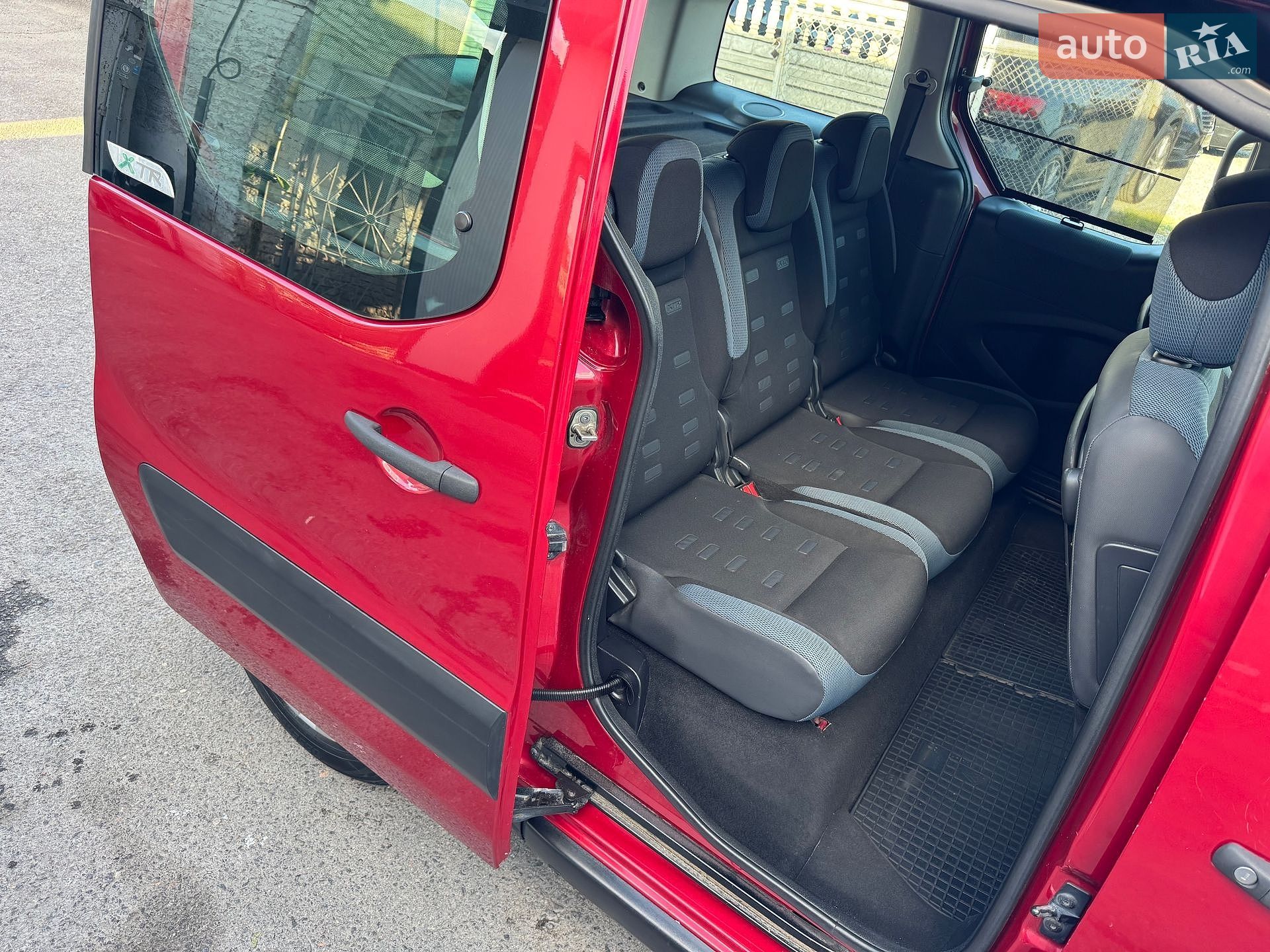 CITROEN BERLINGO 2011 VIN VF77J9HP8BJ846426 фото оголошення 40 з 99