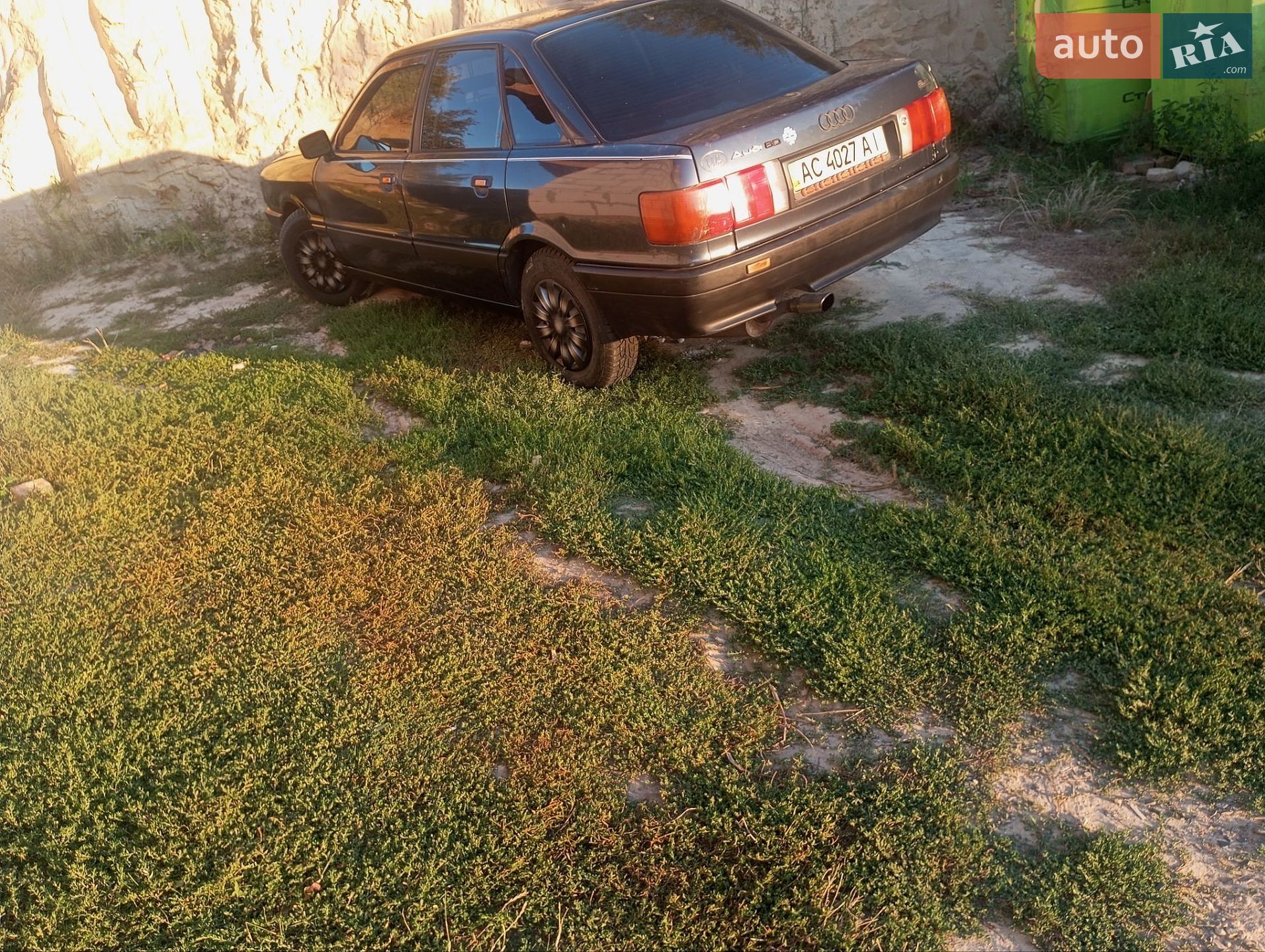 Audi 80 1990 VIN WAUZZZ8AZLA047095 фото оголошення 2 з 5