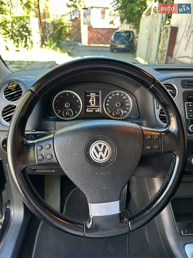 Volkswagen Tiguan 2009 VIN WVGBV7AX8AW515854 фото оголошення 29 з 50