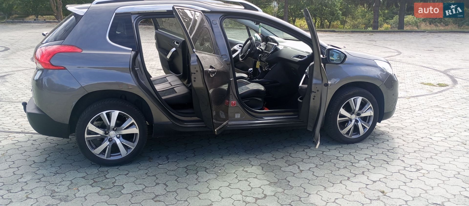 Peugeot 2008 2015 VIN VF3CUBHXMFY118245 фото оголошення 3 з 49