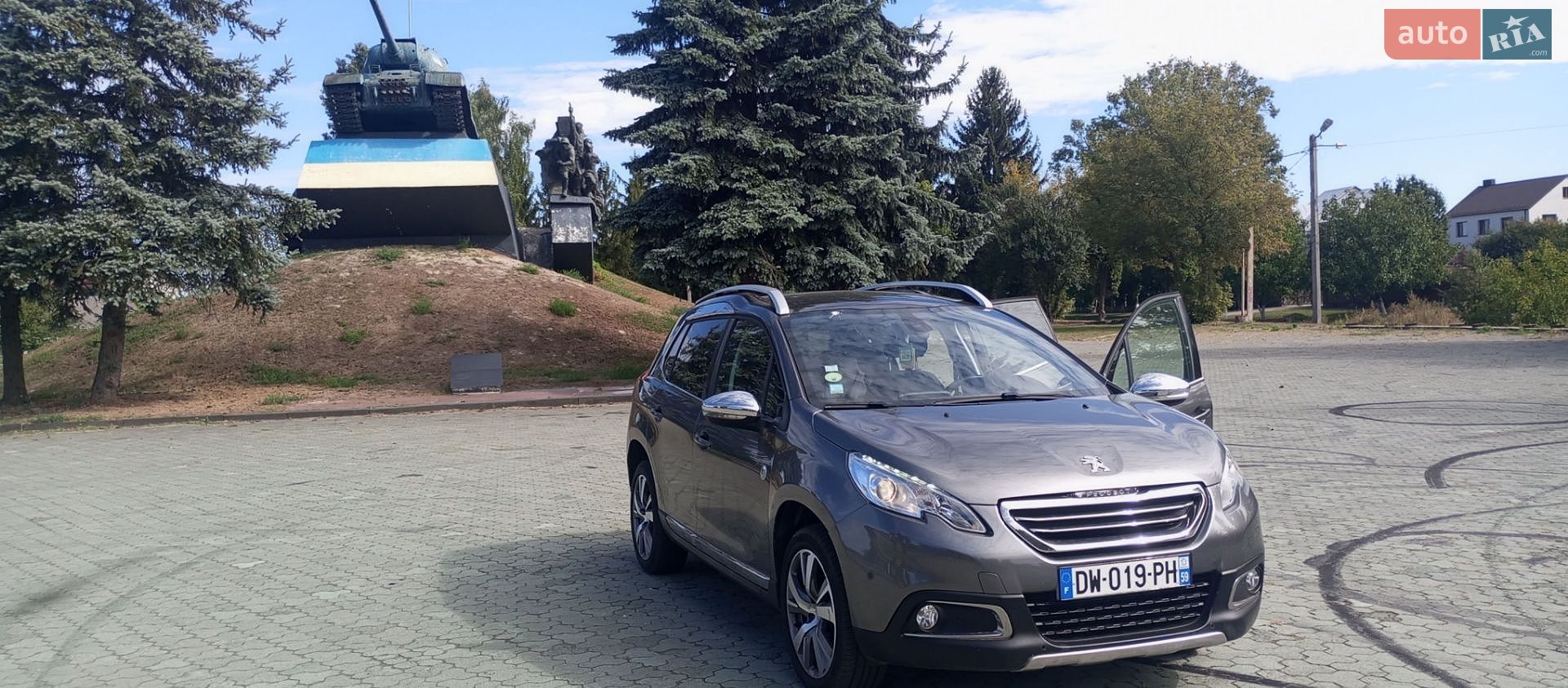 Peugeot 2008 2015 VIN VF3CUBHXMFY118245 фото оголошення 38 з 49