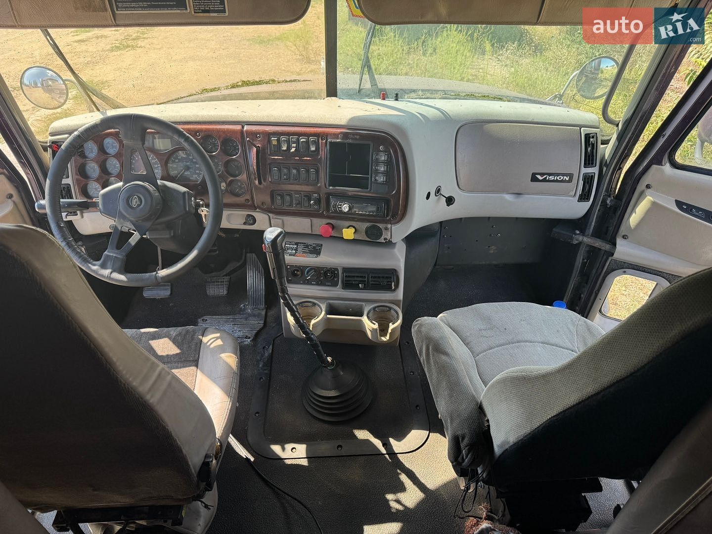 Mack CX 2002 VIN 1M1AE07Y62W011604 фото оголошення 6 з 12