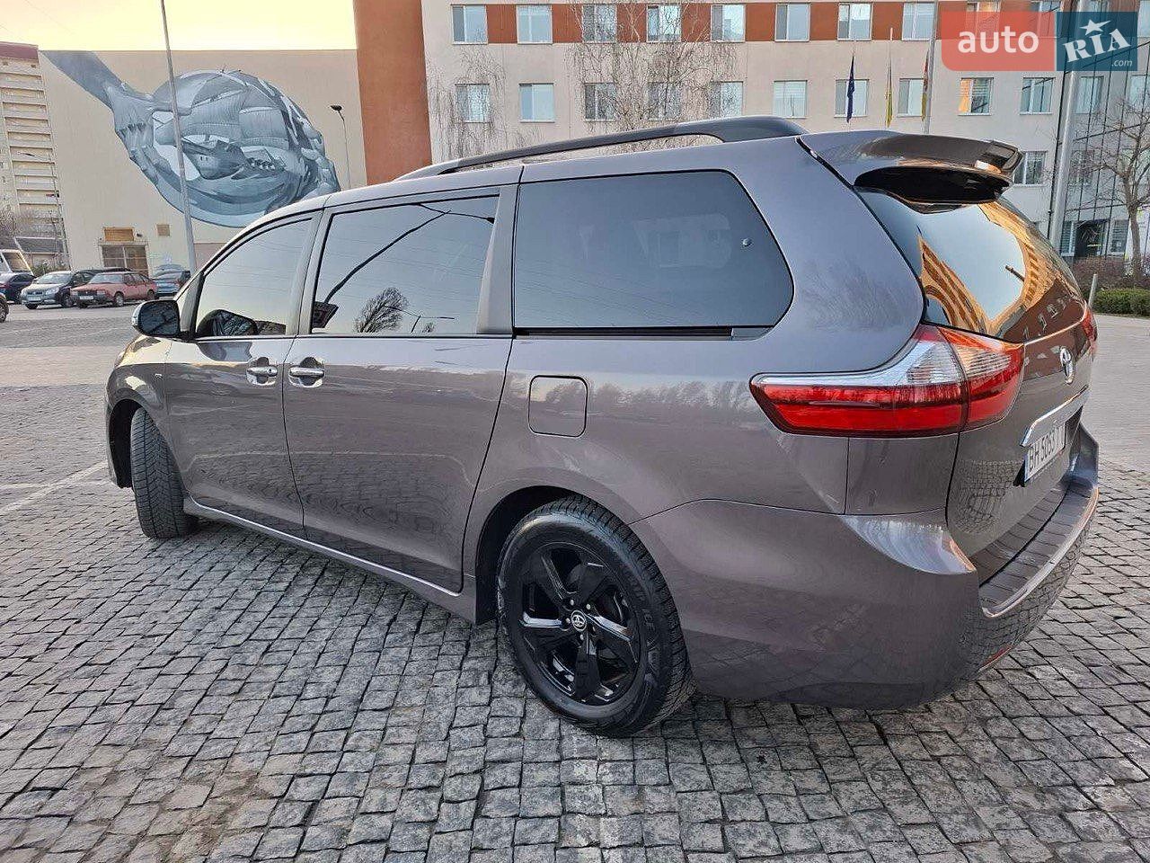Toyota Sienna 2019 VIN 5TDDZ3DC6LS237123 фото оголошення 15 з 29